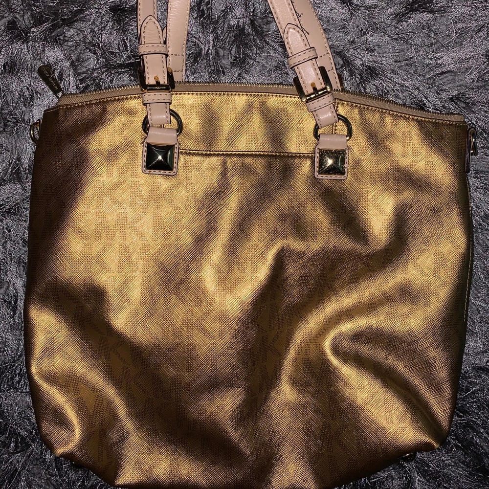 Michael Kors Purse- Authentic